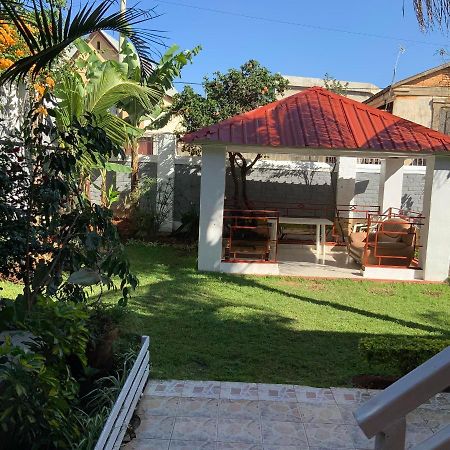 Villa Eden Wood Ivato  Екстер'єр фото