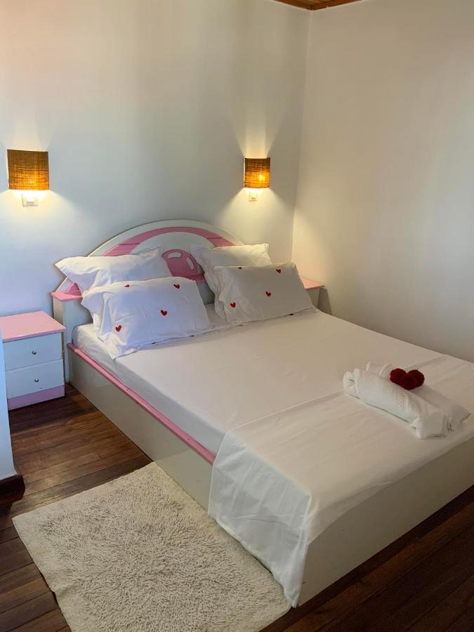 Villa Eden Wood Ivato  Екстер'єр фото