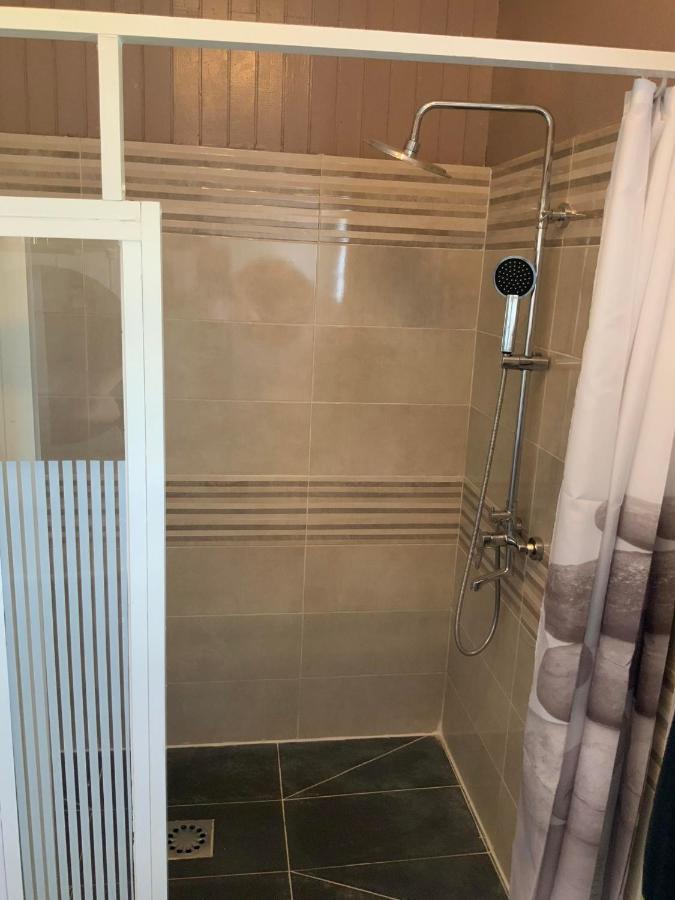 Villa Eden Wood Ivato  Екстер'єр фото